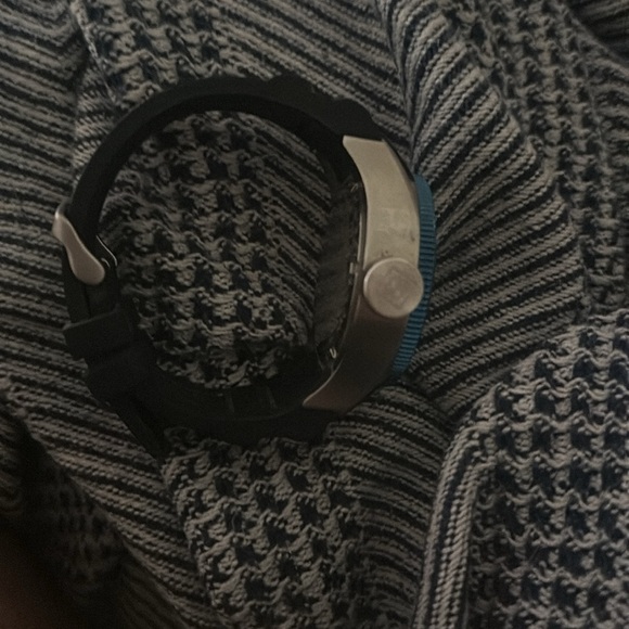 Invicta Pro Diver Model No. 14833 - Picture 4 of 5